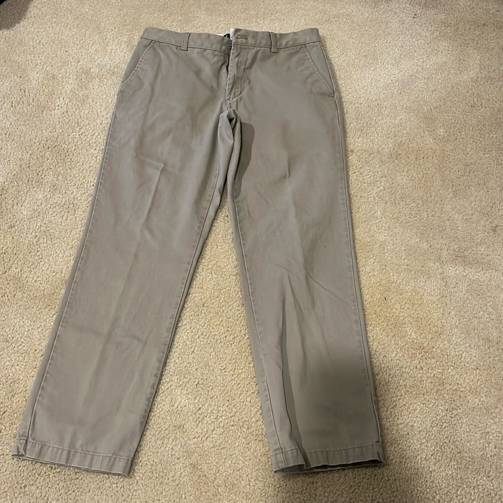 Men’s Chaps flat front khakis
